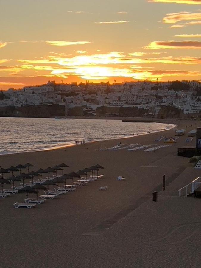 Magnifique Appartement Sur La Plage ... Albufeira Kültér fotó